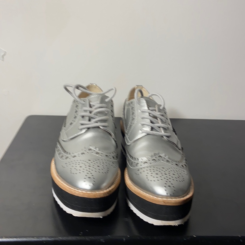Kenneth Cole platform